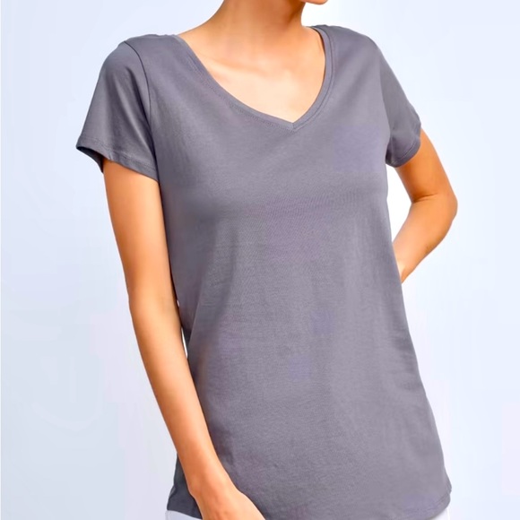 NY&Co soho jeans tshirt. Size L. Grey. NWT. - Picture 1 of 2